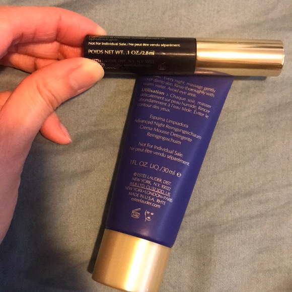 Estée Lauder Pouch and makeup set - Picture 7 of 7